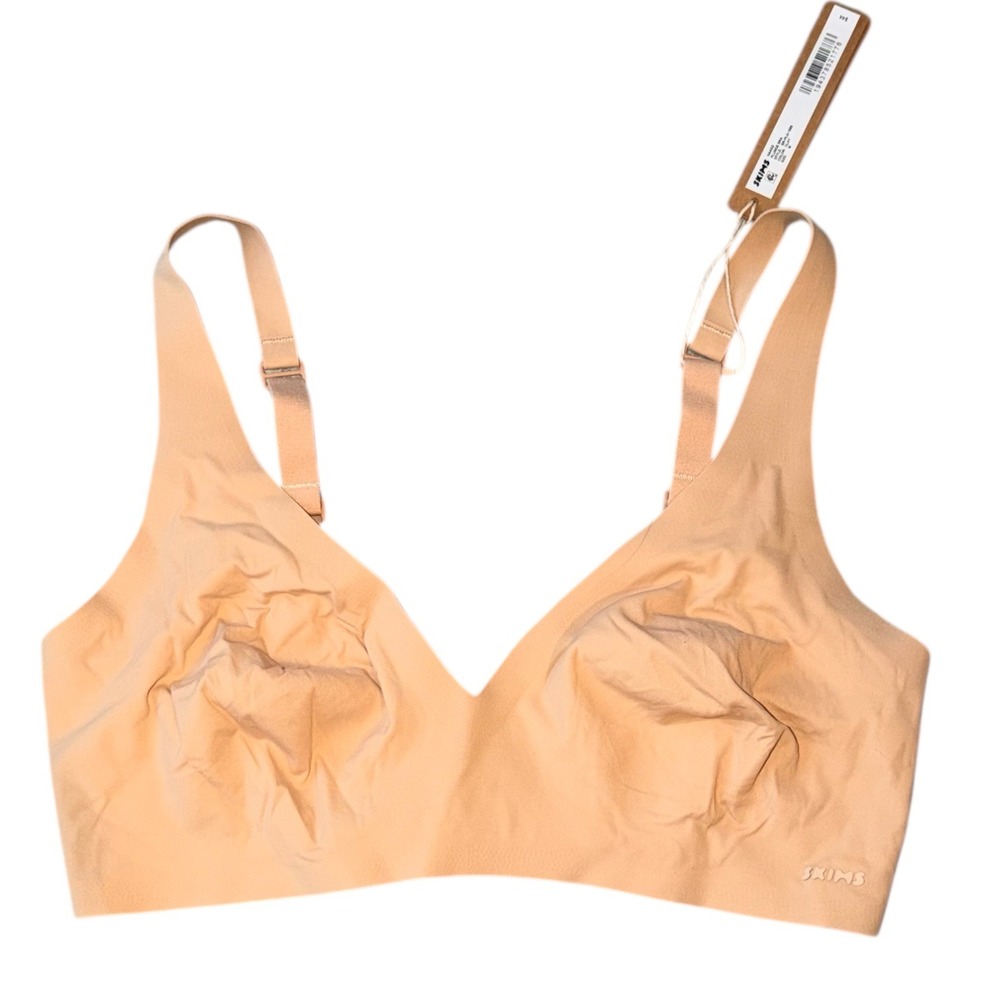 Skims Naked Plunge Bra Clay Medium NWT Seamless Everyday‎ Supportive Bralette